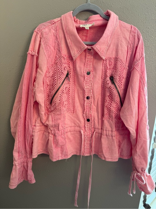 Oli & Hali Jackets & Blazers - Oli & Hali Pink Lace-Panel Jean Jacket